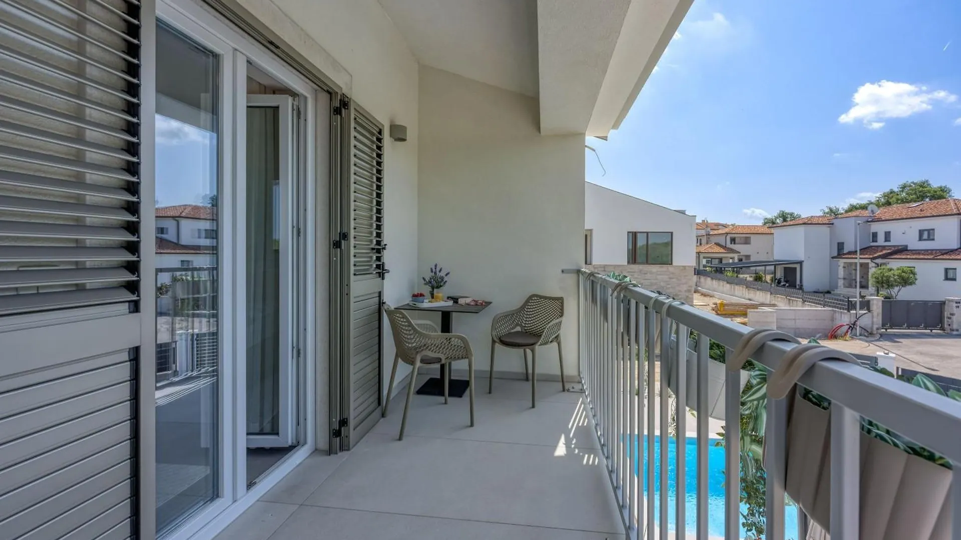 Lejlighed Villa Aria With Heated Pool And Whirlpool - Happy Rentals Poreč